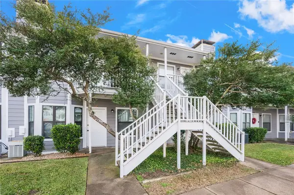 4441 Old College #2205, Bryan, TX 77801