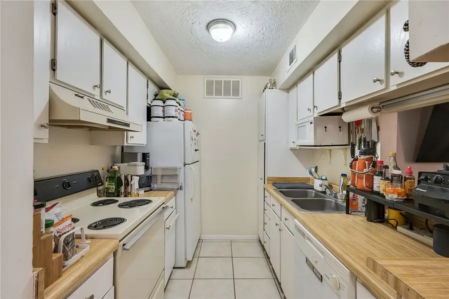 4441 Old College #2205, Bryan, TX 77801 - Image #3