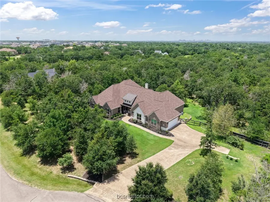5217 Ruddy Duck Drive, College Station, TX 77845 - Image #2