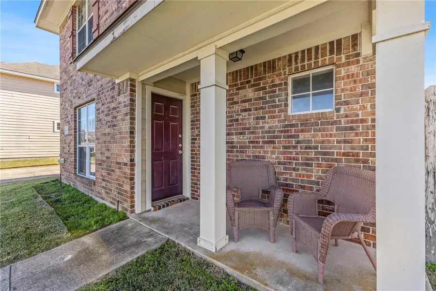 4122 Mcfarland Drive, College Station, TX 77845 - Image #2