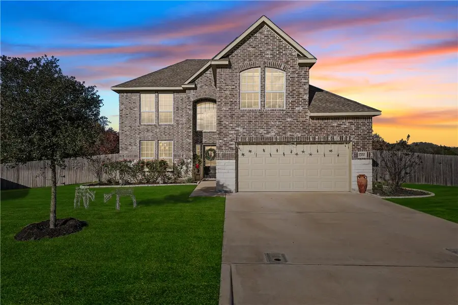 1700 Twin Oaks Circle, Brenham, TX 77833 - #2