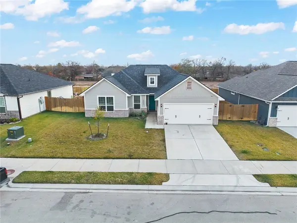 2502 Lightfoot Lane, Bryan, TX 77803