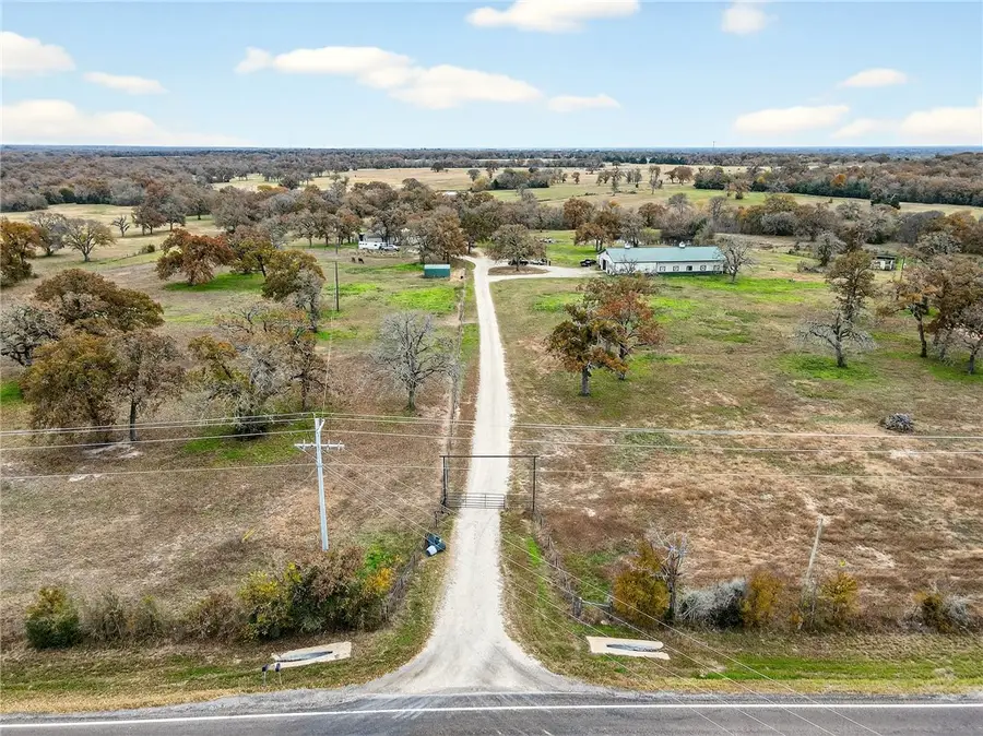 000 Sandy Point Road, Bryan, TX 77807 - Image #2