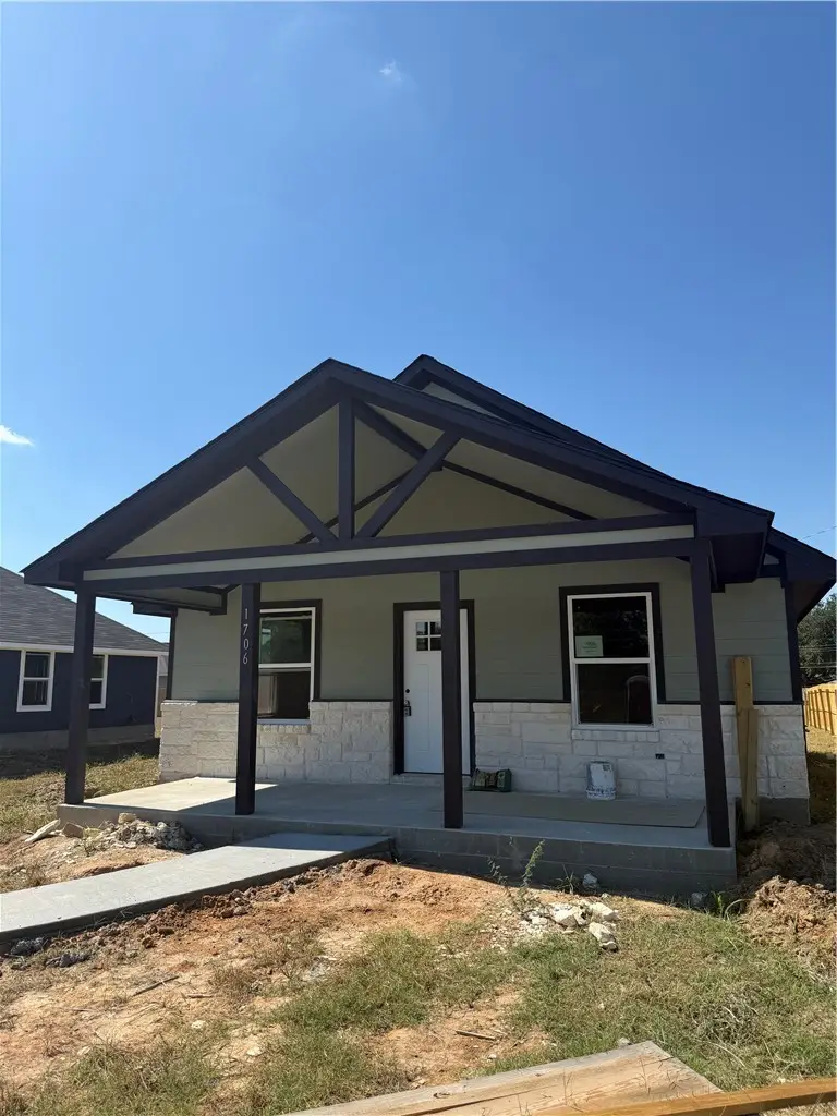 1706 Pine Street, Hearne, TX 77859 - Image #2