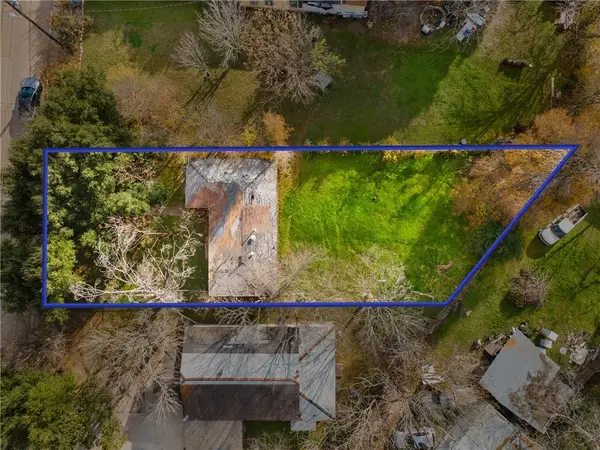 1302 N Sims Avenue, Bryan, TX 77803