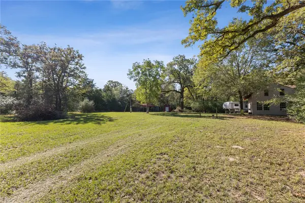 11458 Woodglen Circle, Bryan, TX 77808