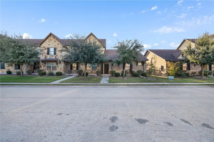 121 Armored Avenue, College Station, TX 77845 - Image #3