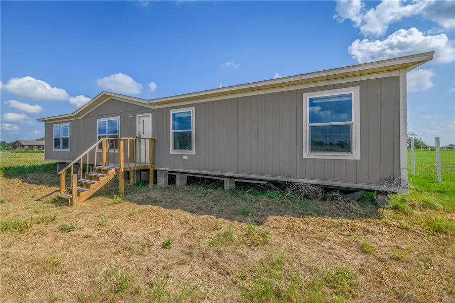 7401 Catalina Hill Court, Bryan, TX 77808 - Image #2