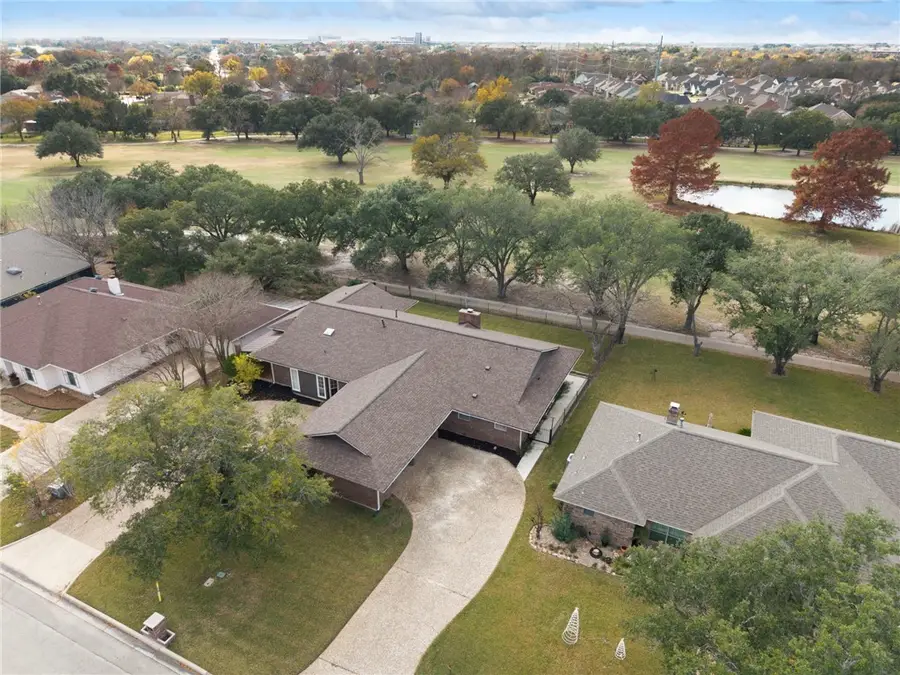 2354 W Briargate Drive, Bryan, TX 77802 - Image #3