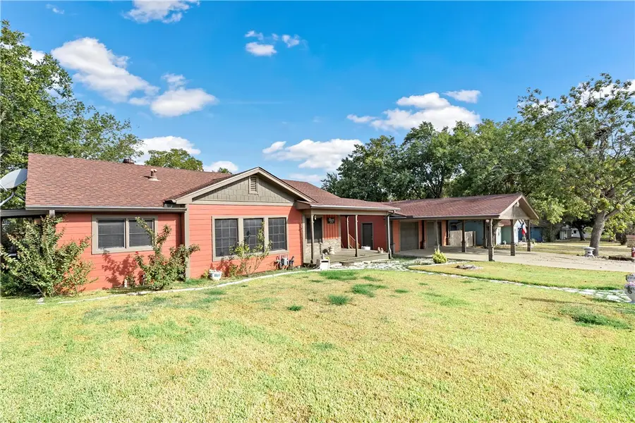 606 W Alligator Street, Caldwell, TX 77836 - Image #2