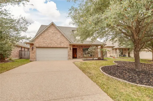 2204 Carlisle Court, College Station, TX 77845