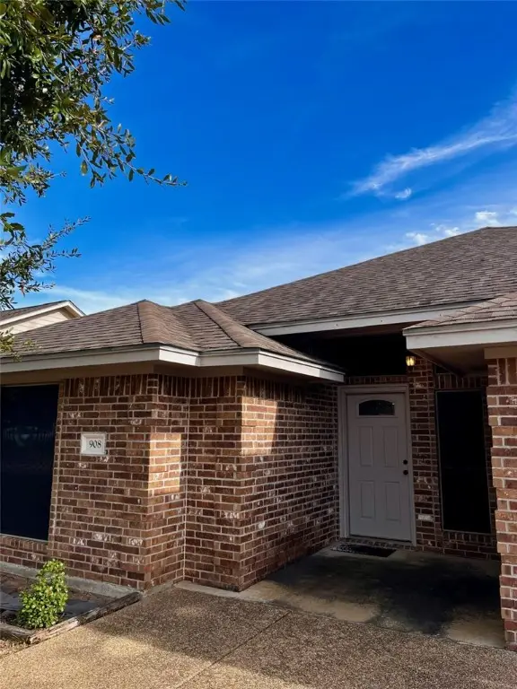908 Emerald Dove Avenue, College Station, TX 77845 - Image #2