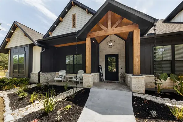 5201 Vintage Oaks Court, College Station, TX 77845