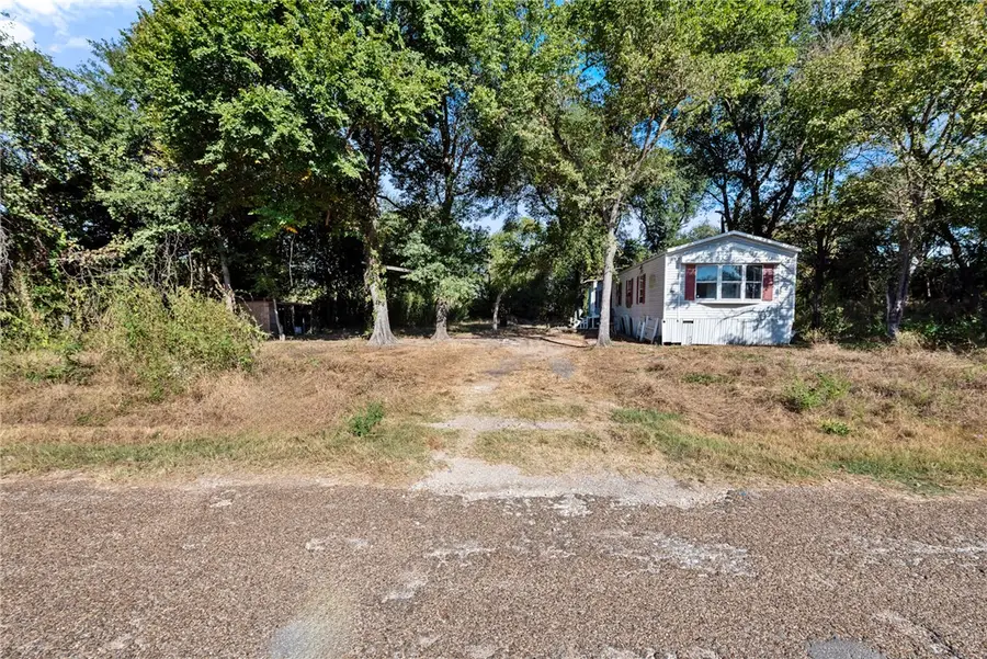 505 E Harper Street, Calvert, TX 77837 - #2