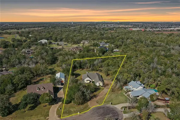 4662 Hidden Springs Way, College Station, TX 77845