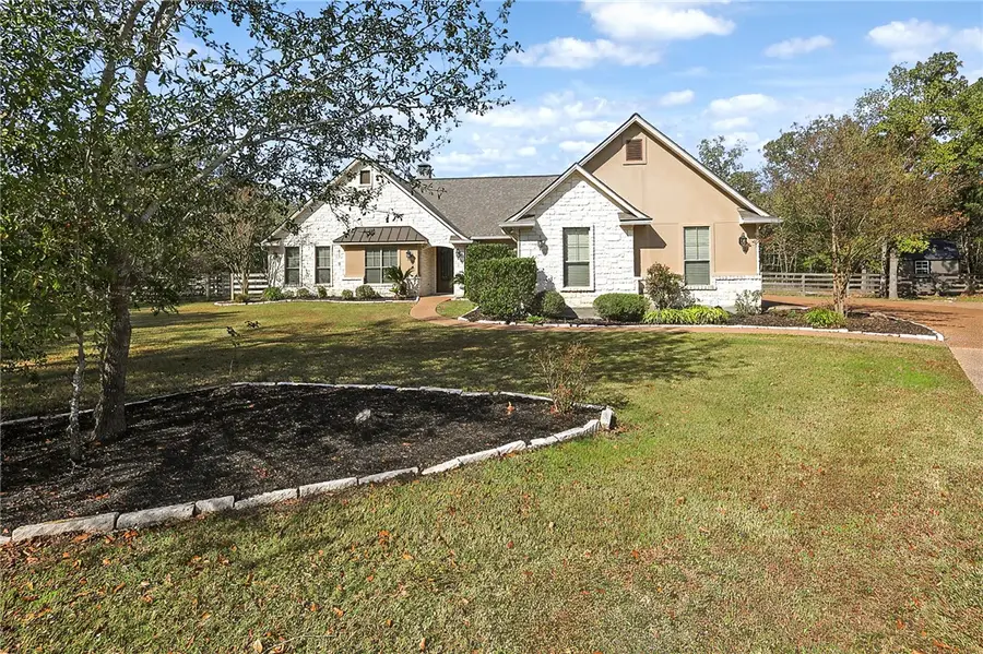 4662 Hidden Springs Way, College Station, TX 77845 - Image #3