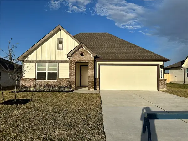 1722 San Jacinto Dr, Brenham, TX 77833