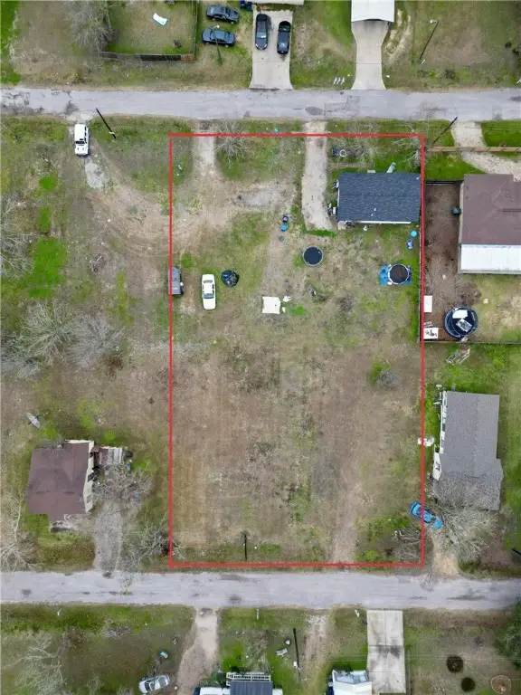 708 Frank Street, Navasota, TX 77868-4802 - Image #2