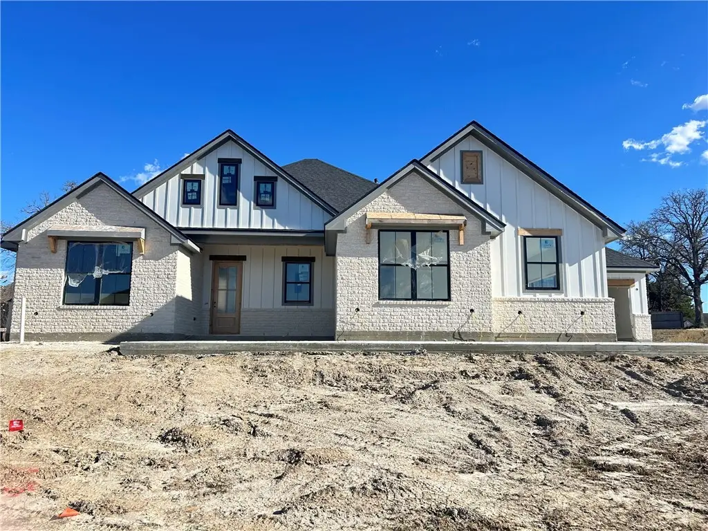 3273 Rose Hill Lane, Bryan, TX 77808 - Image #1