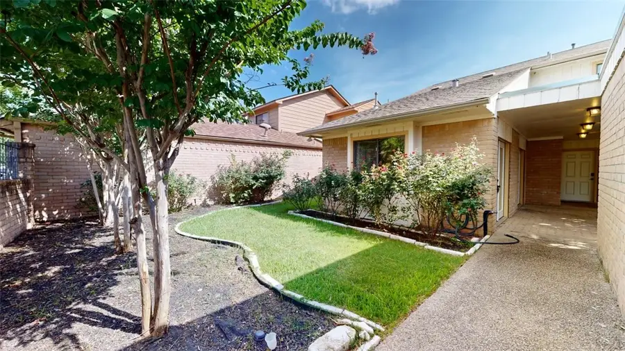 3004 Gleneagles Court, Bryan, TX 77802 - Image #2