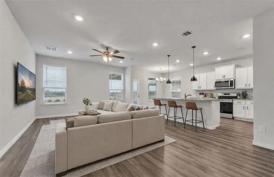 6220 Darlington Avenue, College Station, TX 77845 - Image #2