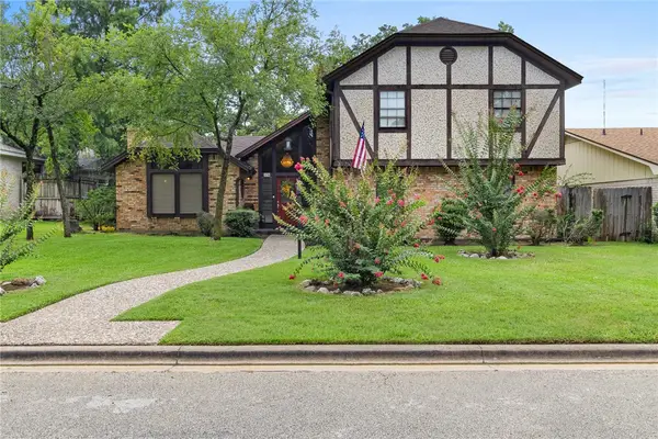 2726 Camelot Drive, Bryan, TX 77802