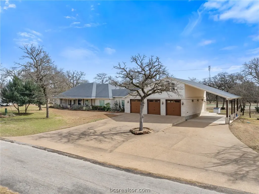 56 Sammy Snead Drive, Hilltop Lakes, TX 77871 - #1