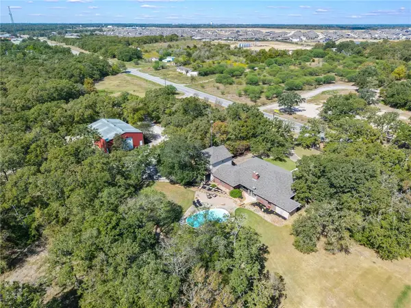 1018 Peach Creek Cut Off Road, College Station, TX 77845