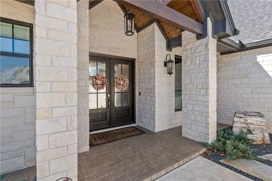 3223 Pinyon Creek Drive, Bryan, TX 77807 - Image #3