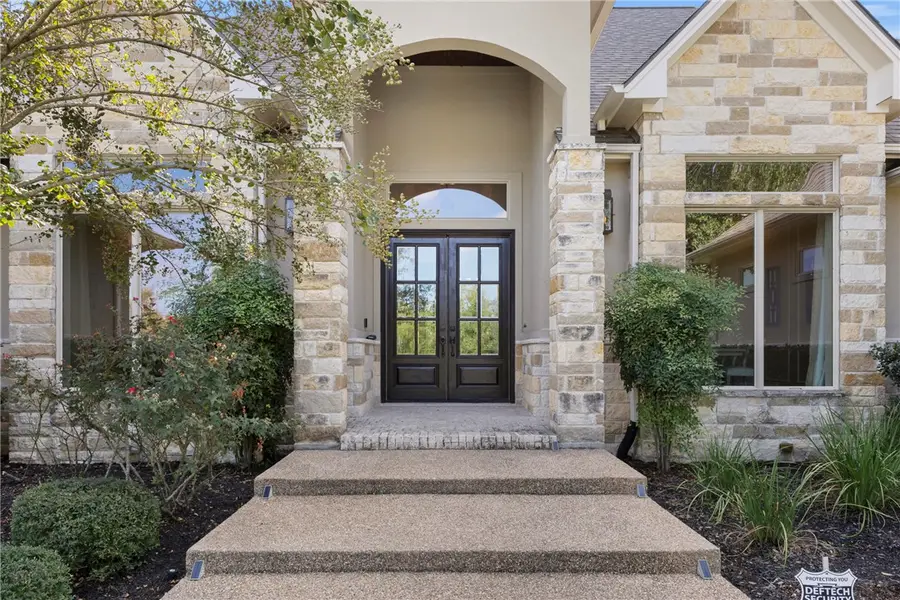 3401 Mahogany Drive, Bryan, TX 77807 - Image #2