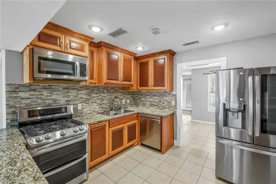 2303 A Bomber Drive, Bryan, TX 77801 - Image #3