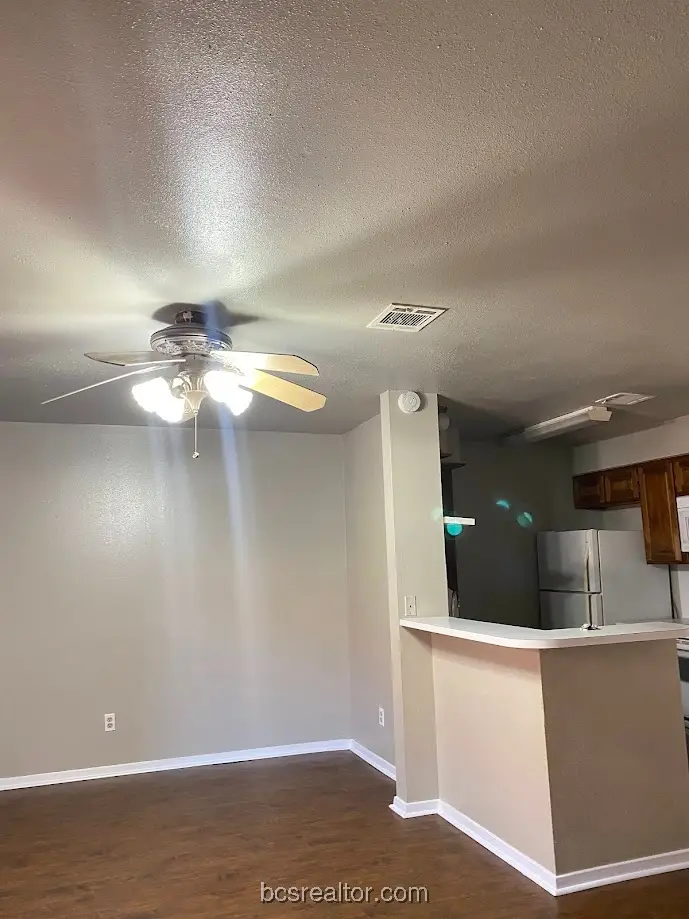 1305 W Villa Maria Road #B105, Bryan, TX 77801 - Image #2