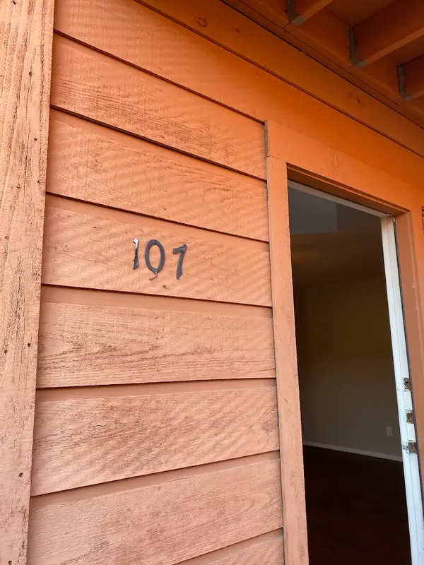 1305 W Villa Maria Road #B107, Bryan, TX 77801