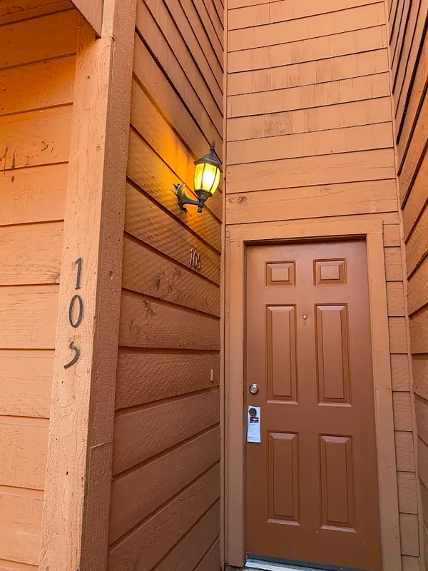 1305 W Villa Maria Road #C105, Bryan, TX 77801