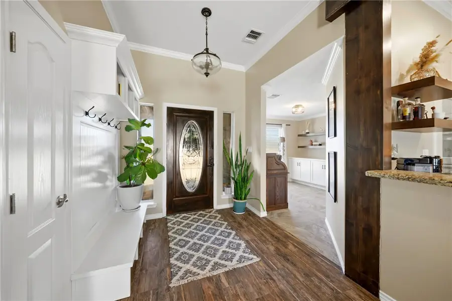 214 Apache Drive, Franklin, TX 77856 - Image #3