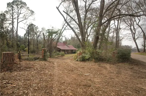 2455 County Road 386, Marquez, TX 77865