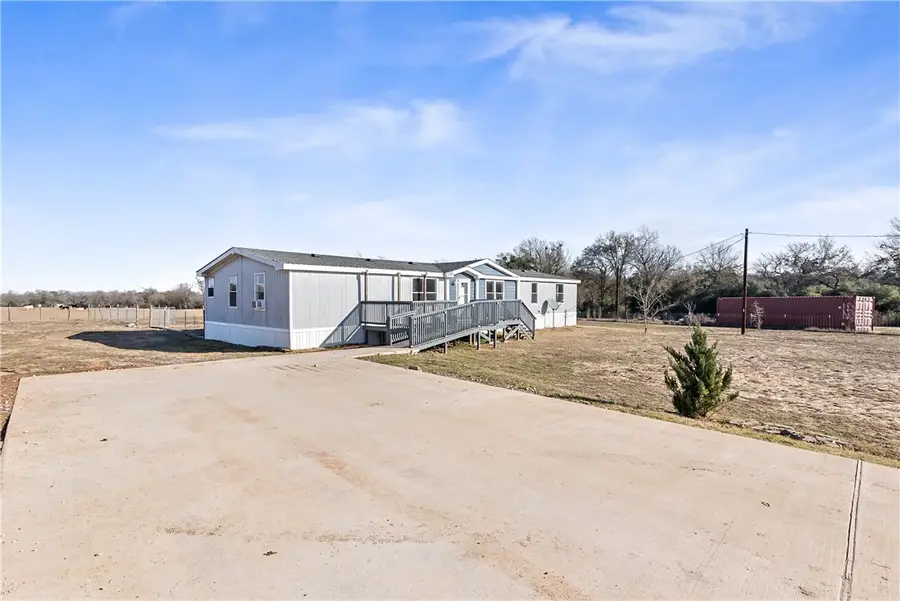 8283 Blue Fire Lane, Franklin, TX 77856 - Image #2
