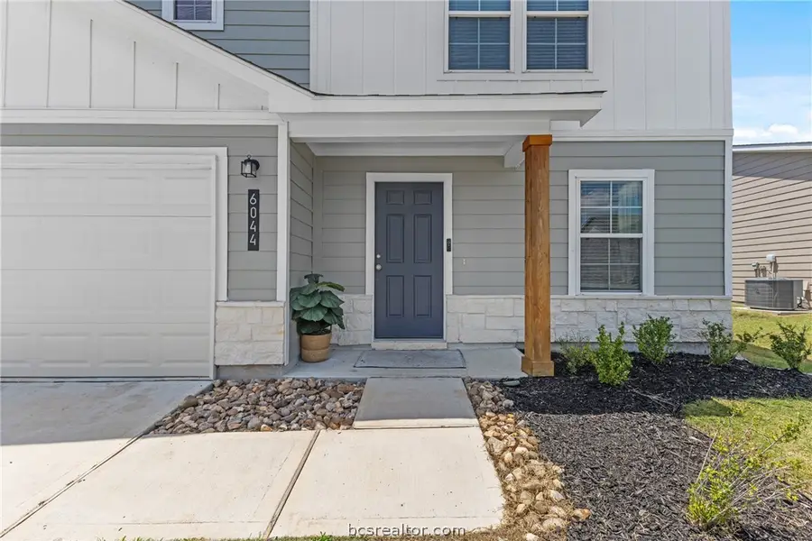 6044 Toby Bend, Bryan, TX 77807 - Image #3