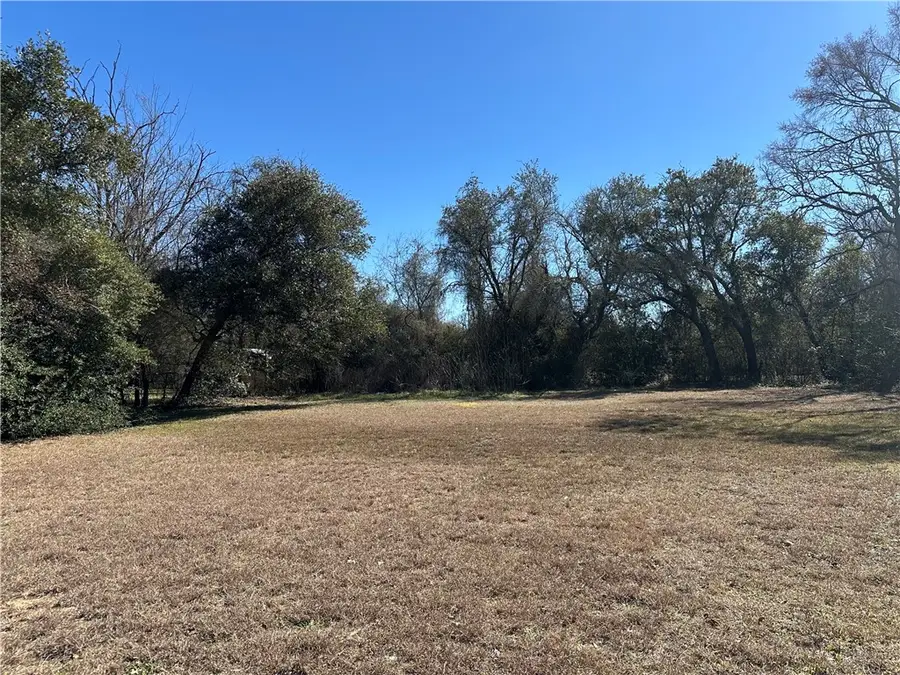 2405 Southside Drive, Bryan, TX 77803 - Image #2