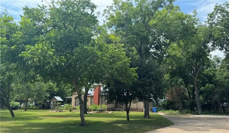 1303 Pecan Street, Bastrop, TX 78602 - #3