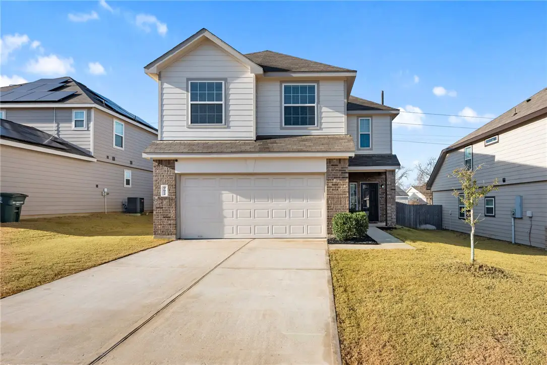 992 Crossing Drive, Bryan, TX 77803 - Image #1