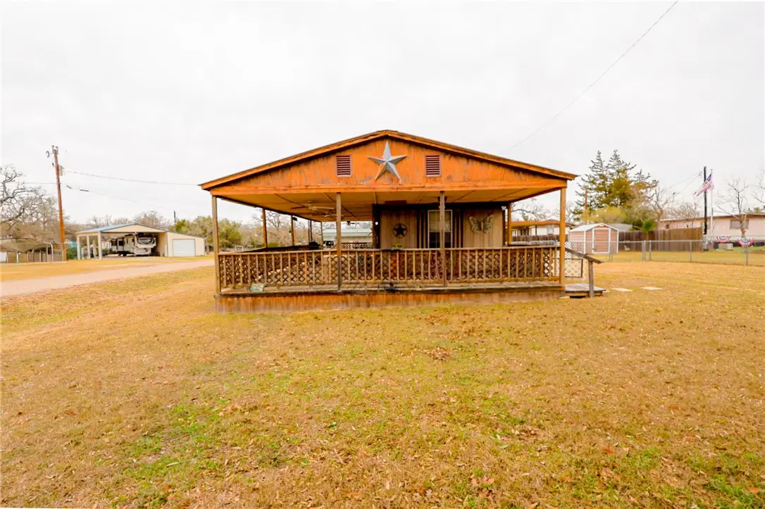 301 Glennwood Circle, Somerville, TX 77879 - #1