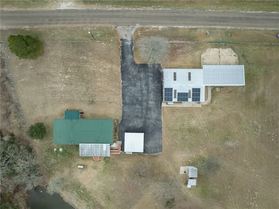 1375 Paradise Way, Navasota, TX 77868 - #2