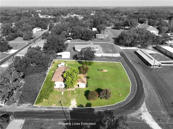 510 N Dallas Street, Bremond, TX 76629