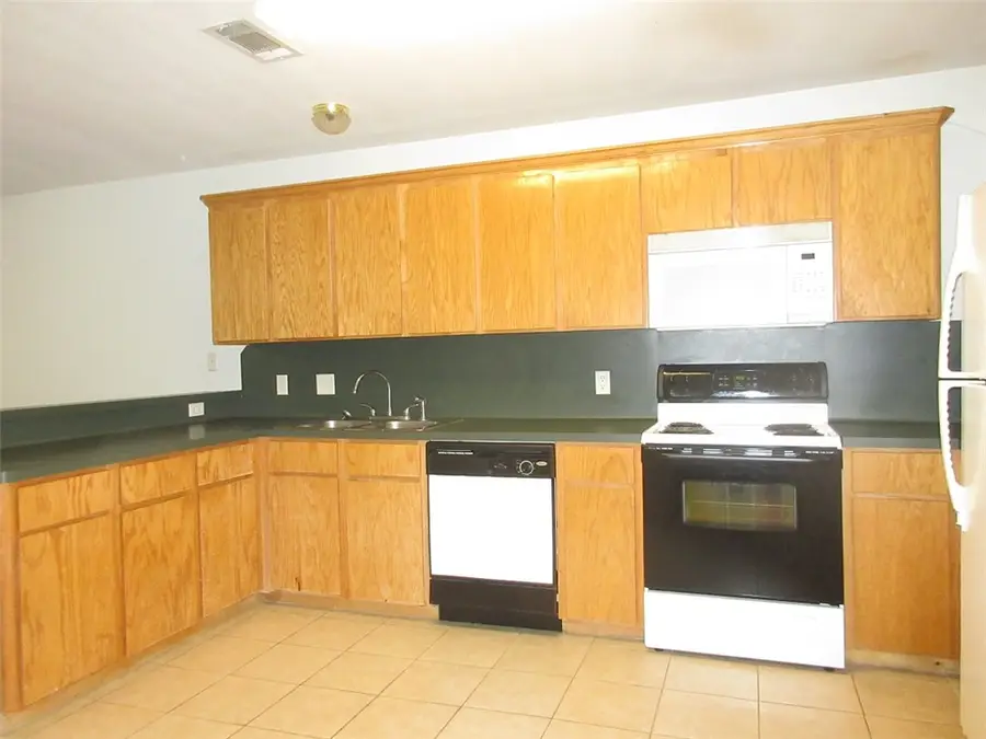 916 Willow Pond Street #916 & 918, College Station, TX 77845 - #3