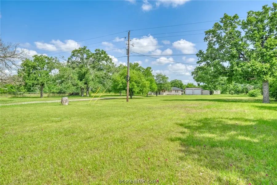 5085 Highway 75 S, Madisonville, TX 77864 - #2