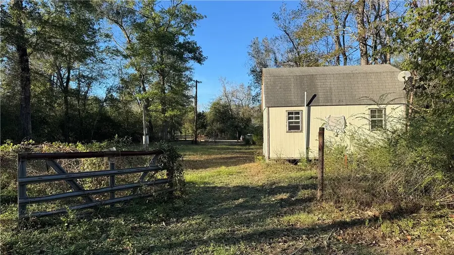 120 Eagle Creek Drive, Cleveland, TX 77328 - #2