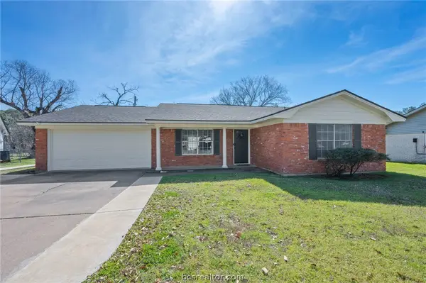 1402 Skrivanek, College Station, TX 77840