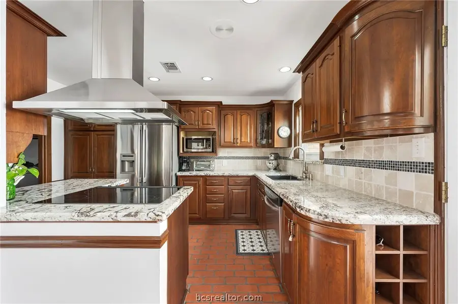 29 Forest Dr, College Station, TX 77845 - #3