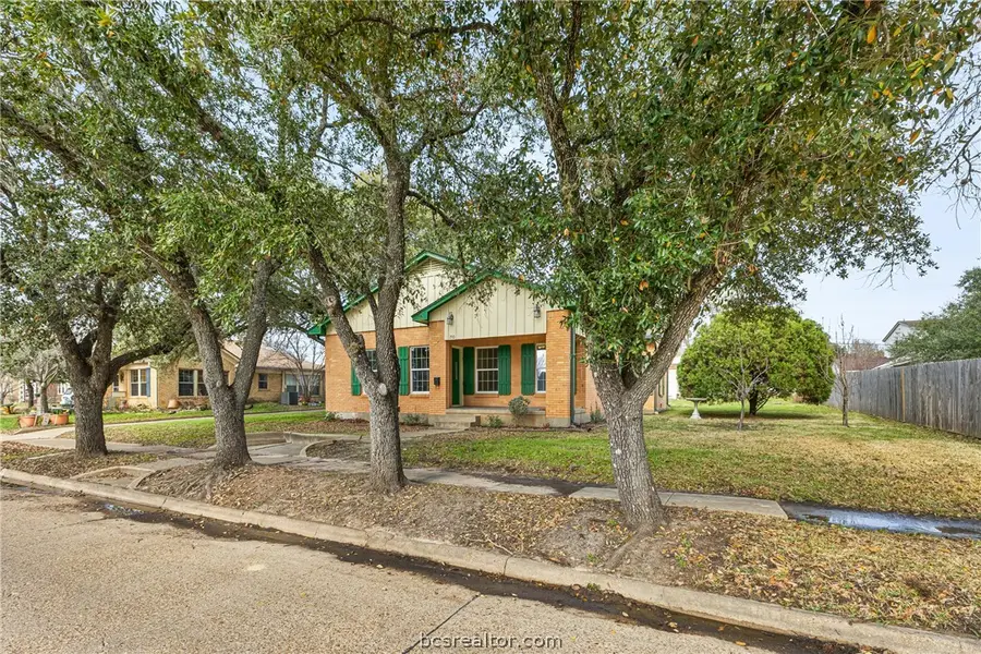 710 E 32nd Street, Bryan, TX 77803 - #3